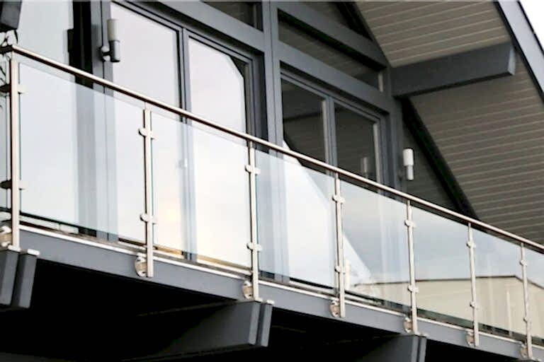 Read more about the article PVC Firması Seçimi Yaparken Dikkat Edilmesi Gerekenler